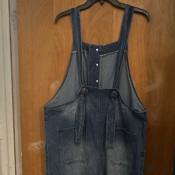 NWOT Denim Jumper Wide Legs And Button Front Sz XL - Picture 8 of 11